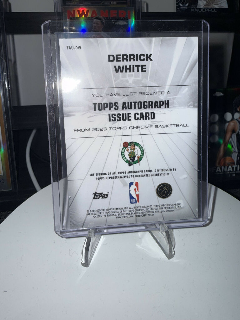 Derrick White Auto /50 2025 Topps Chrome Gold Refractor Autograph Celtics SSP