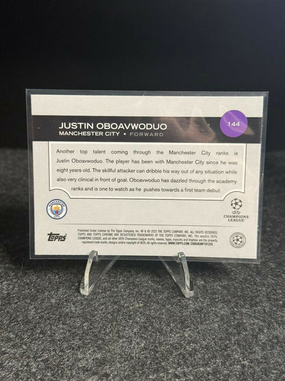2024/25 Topps Chrome UEFA Club Competitions Justin Oboavwoduo Blue #117/150 – Manchester City Rookie