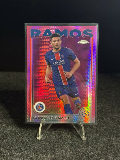 2024/25 Topps Chrome UCC Gonçalo Ramos Pink #118/175 – PSG – Paris Saint-Germain