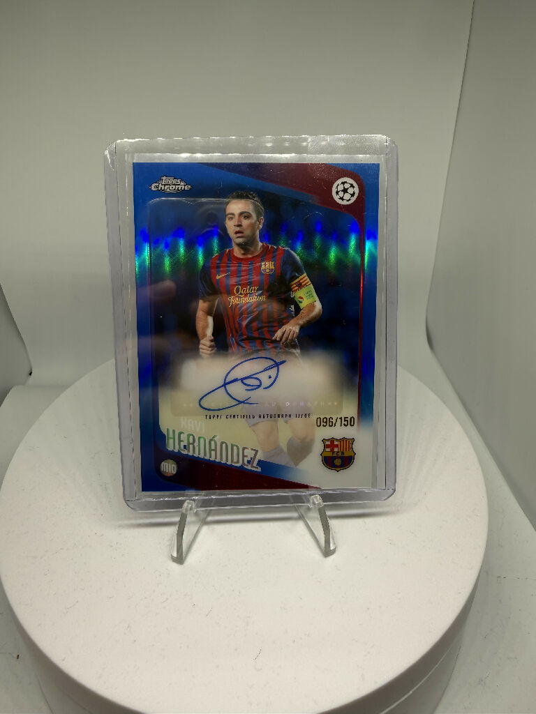 2025/26 Topps Chrome UEFA Xavi Hernández Blue Refractor Auto /150 FC Barcelona Legend
