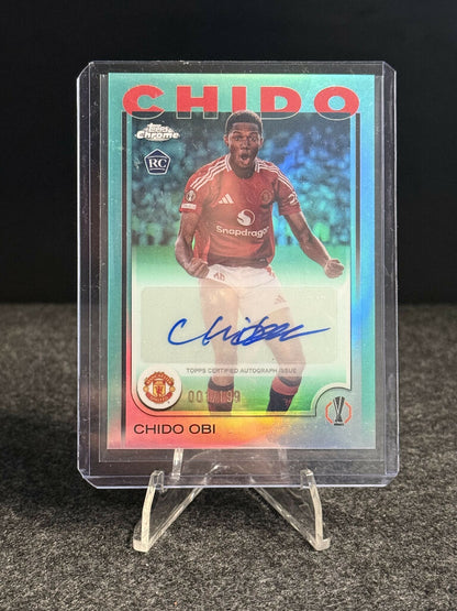 2024/25 Topps Chrome UEFA Chido Obi Auto #001/199 – Manchester United RC