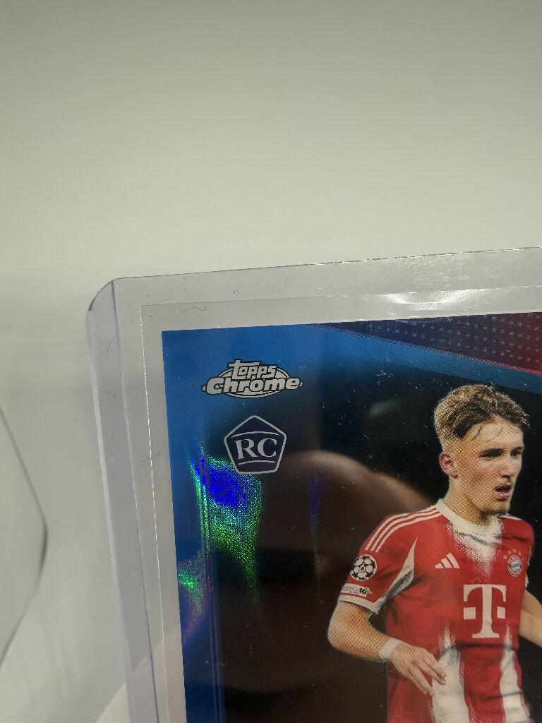 2025/26 Topps Chrome UEFA Lennart Karl Rookie Auto /150 FC Bayern München Champions League