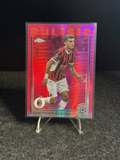 2024/25 Topps Chrome UCC Christian Pulisic Pink #38/175 – AC Milan